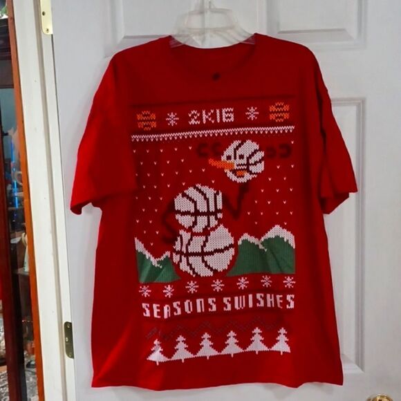 Season Swishes Holiday Tee - Picture 1 of 4